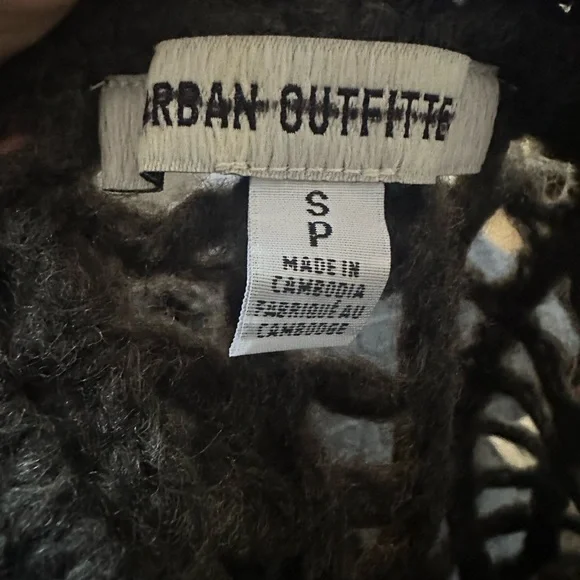 NWOT Urban Outfitters Gray Sweater- Small - Picture 5 of 7